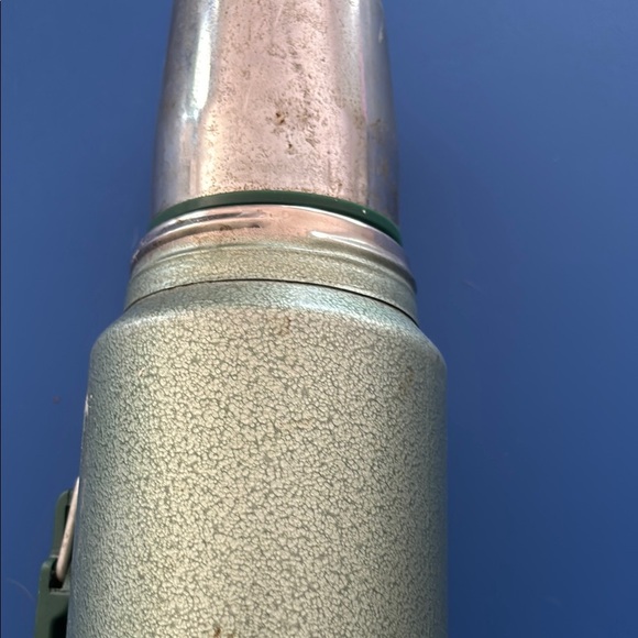 Stanley Classic Green Insulated Bottle VINTAGE - Picture 4 of 7